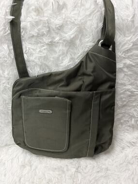 Travelon Crossbody Travel Bag Olive Green Multi Pocket Organizer NWOT